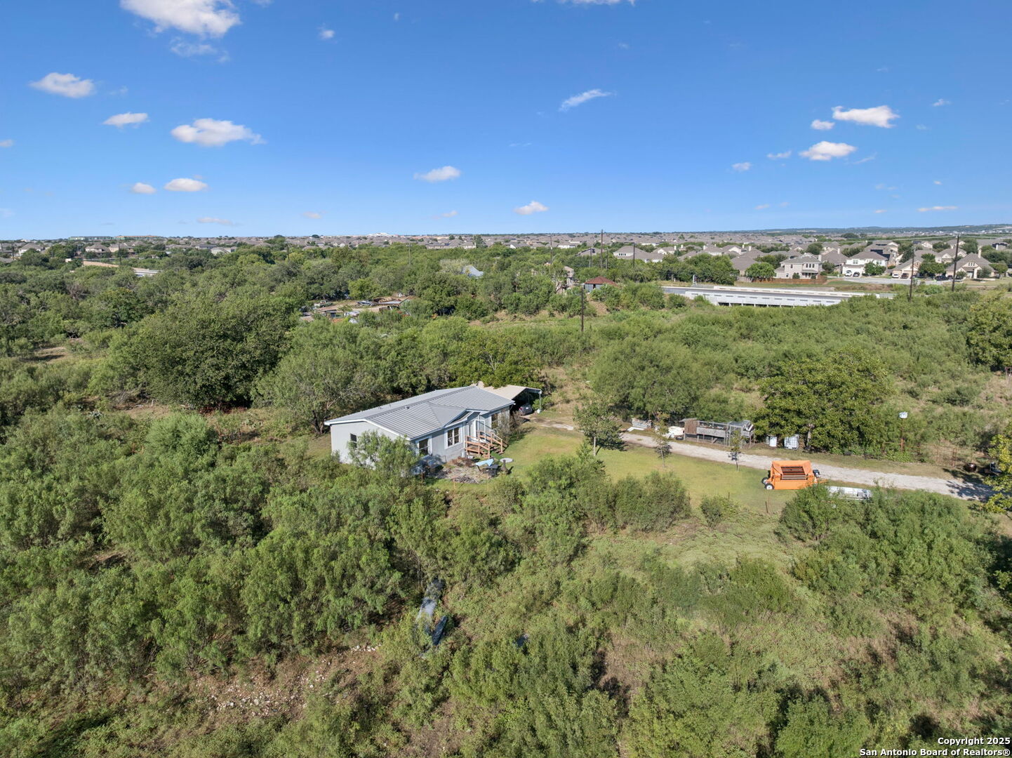 main property photo 36