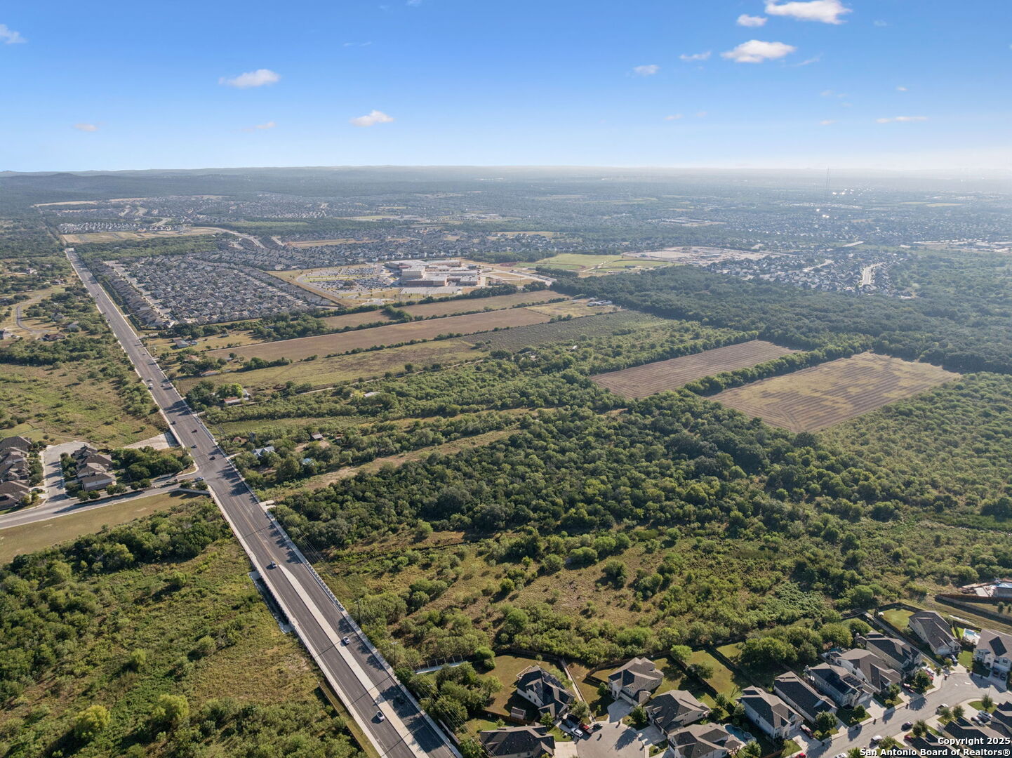 main property photo 8