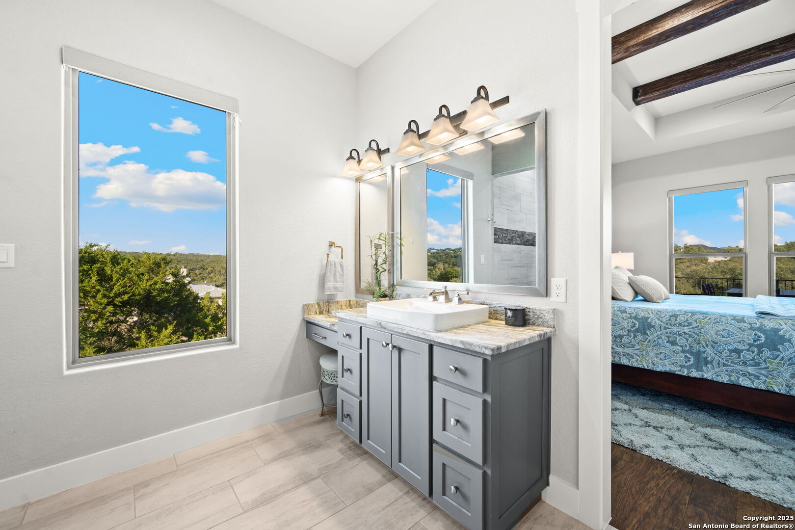 property viewer photo 21