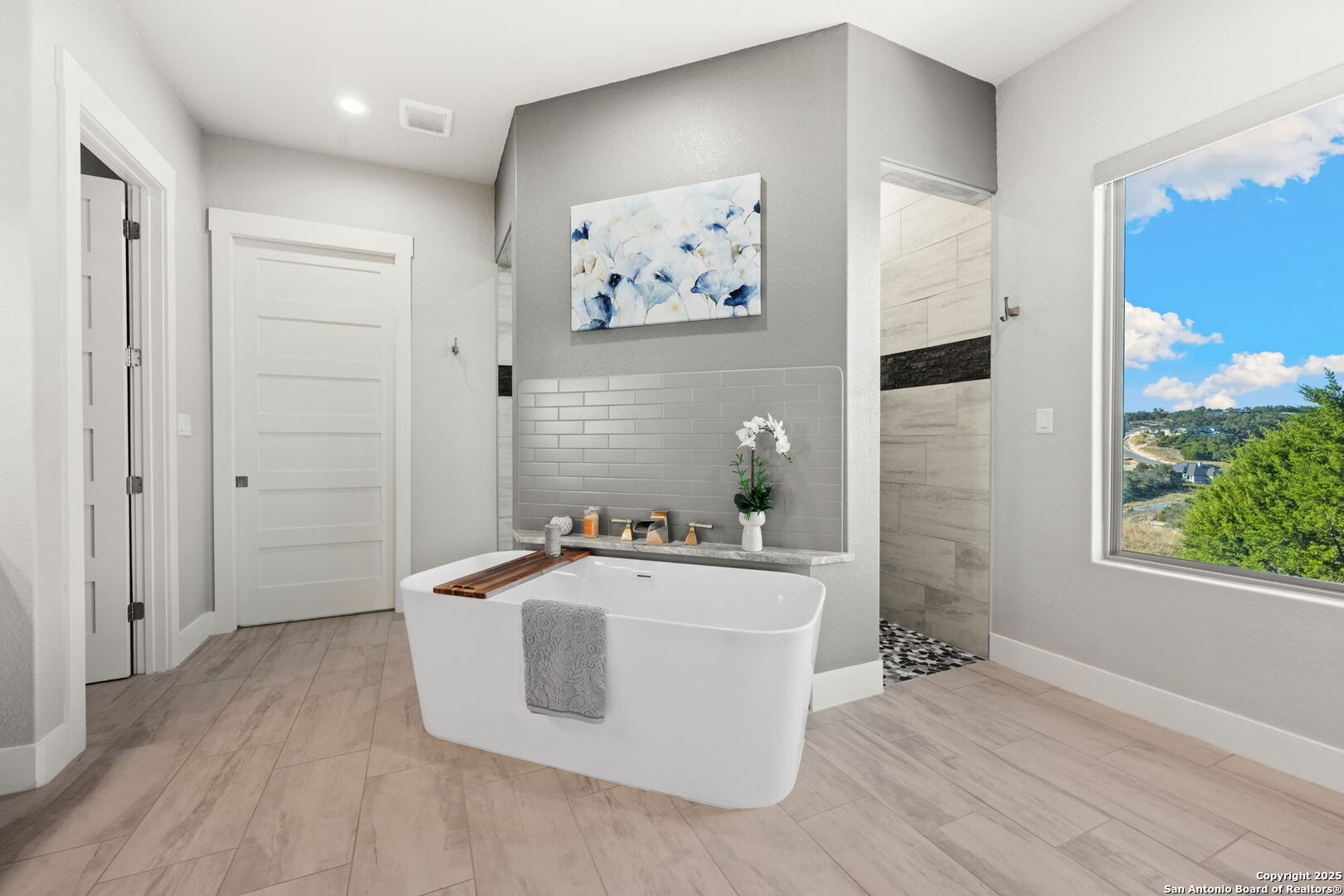property viewer photo 23