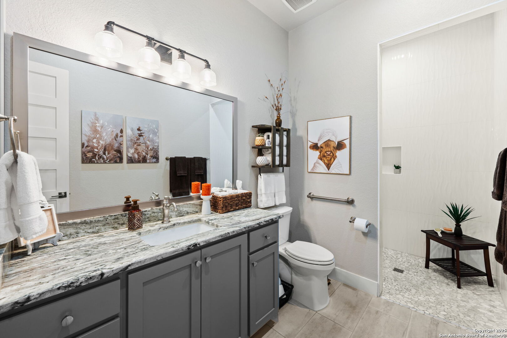 property viewer photo 29