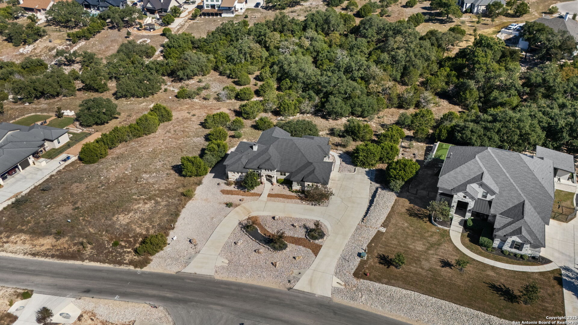 property viewer photo 38