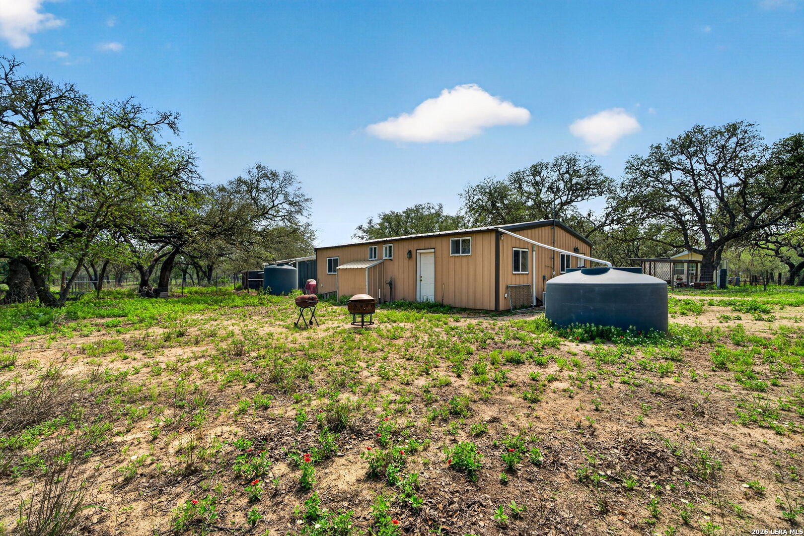 main property photo 27