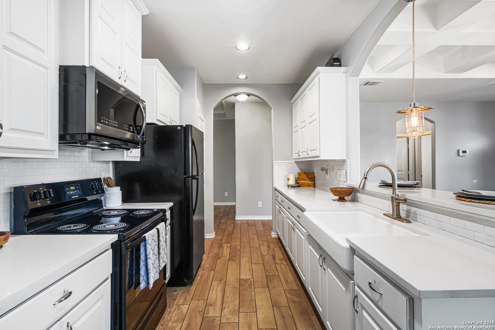 property viewer photo 10