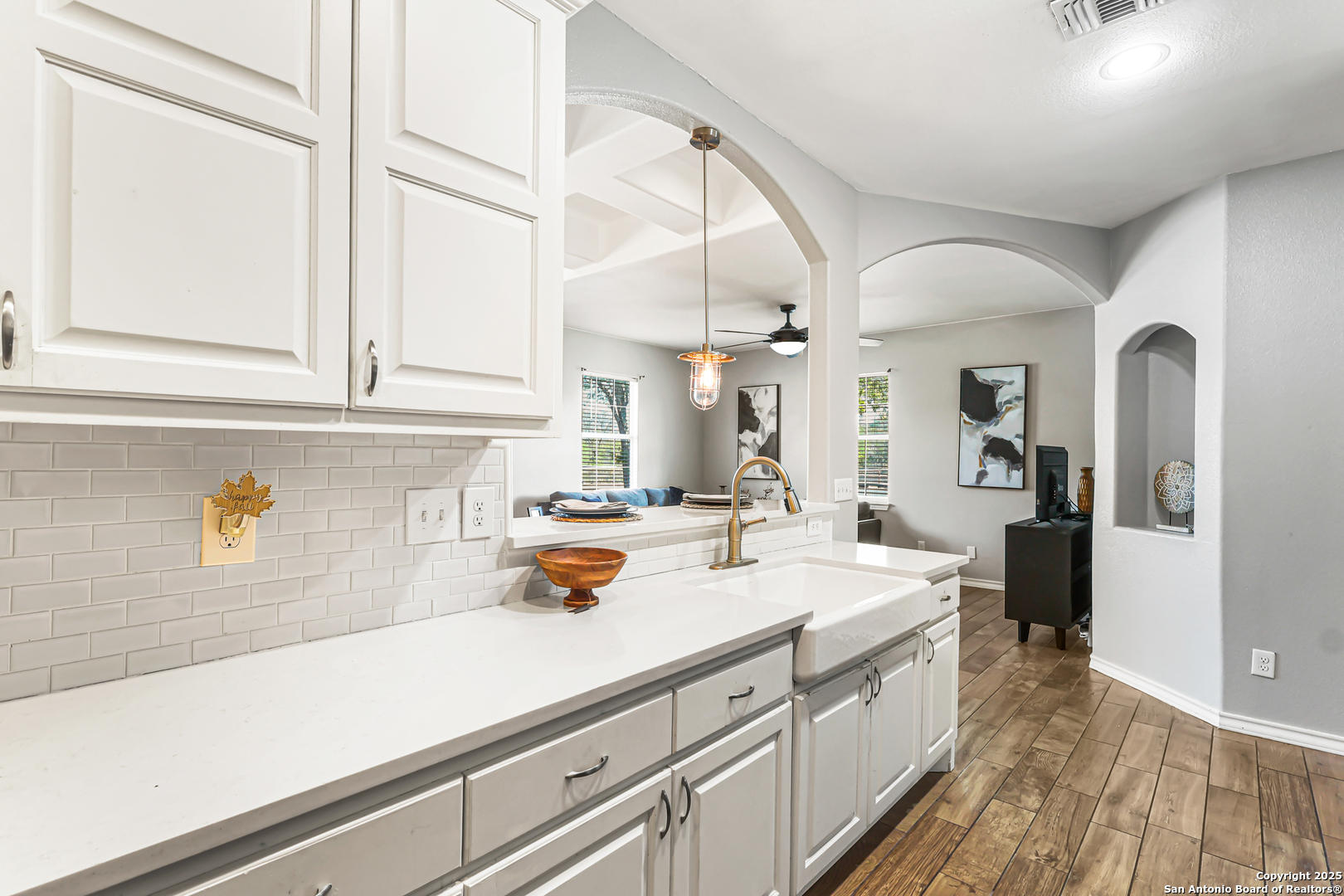 property viewer photo 11