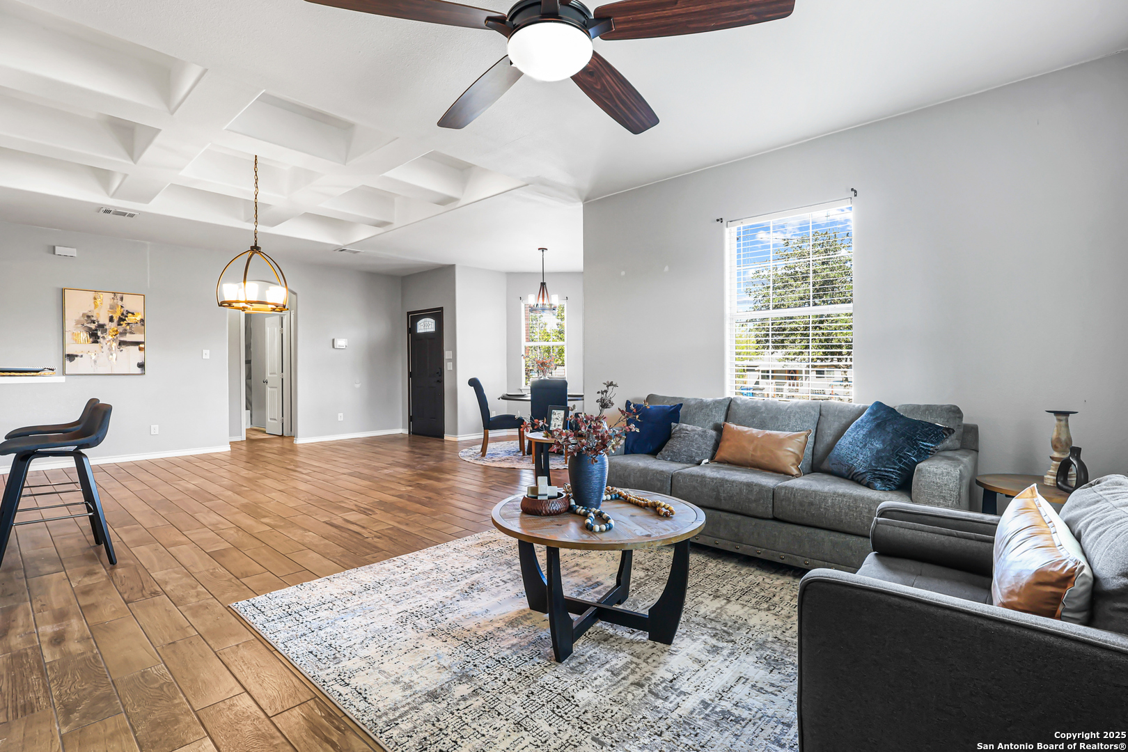 property viewer photo 8