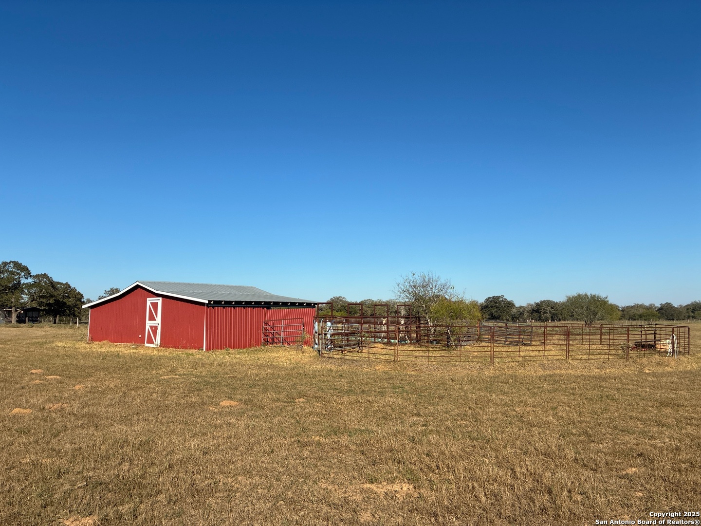 property viewer photo 6