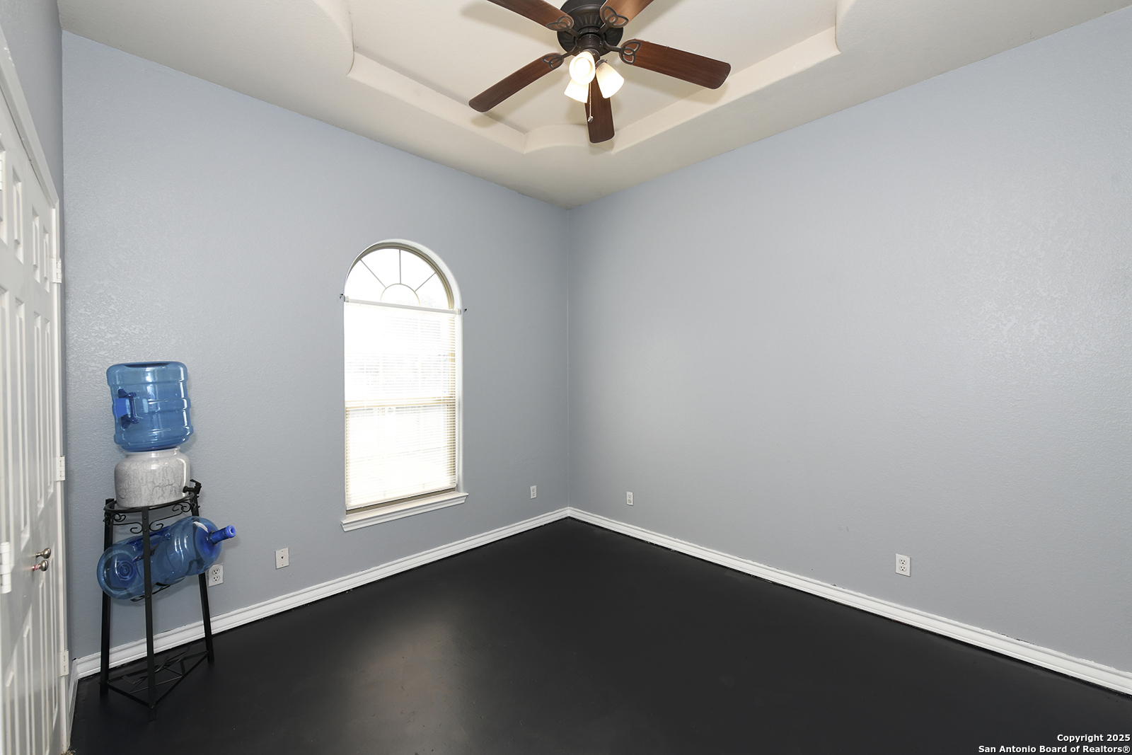 property viewer photo 19