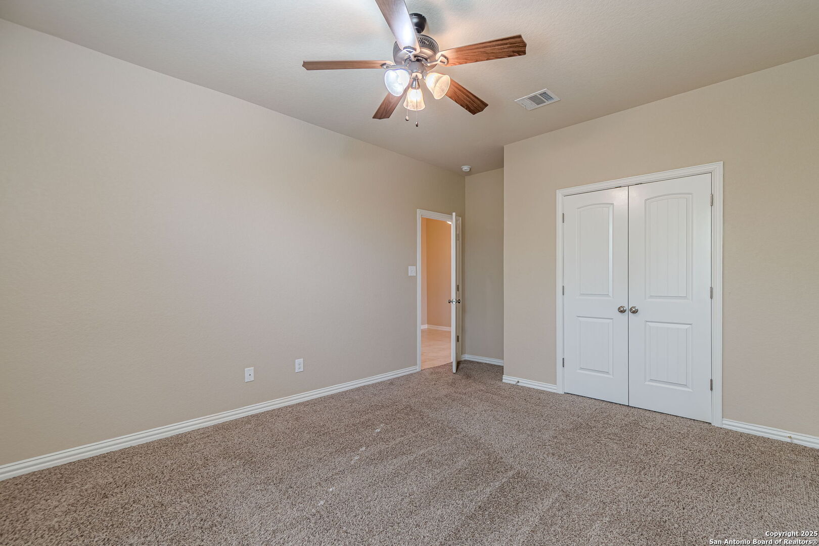 property viewer photo 28