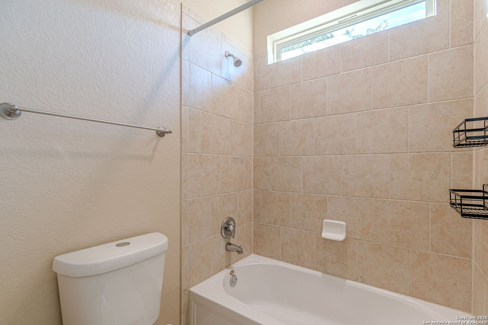 property viewer photo 30
