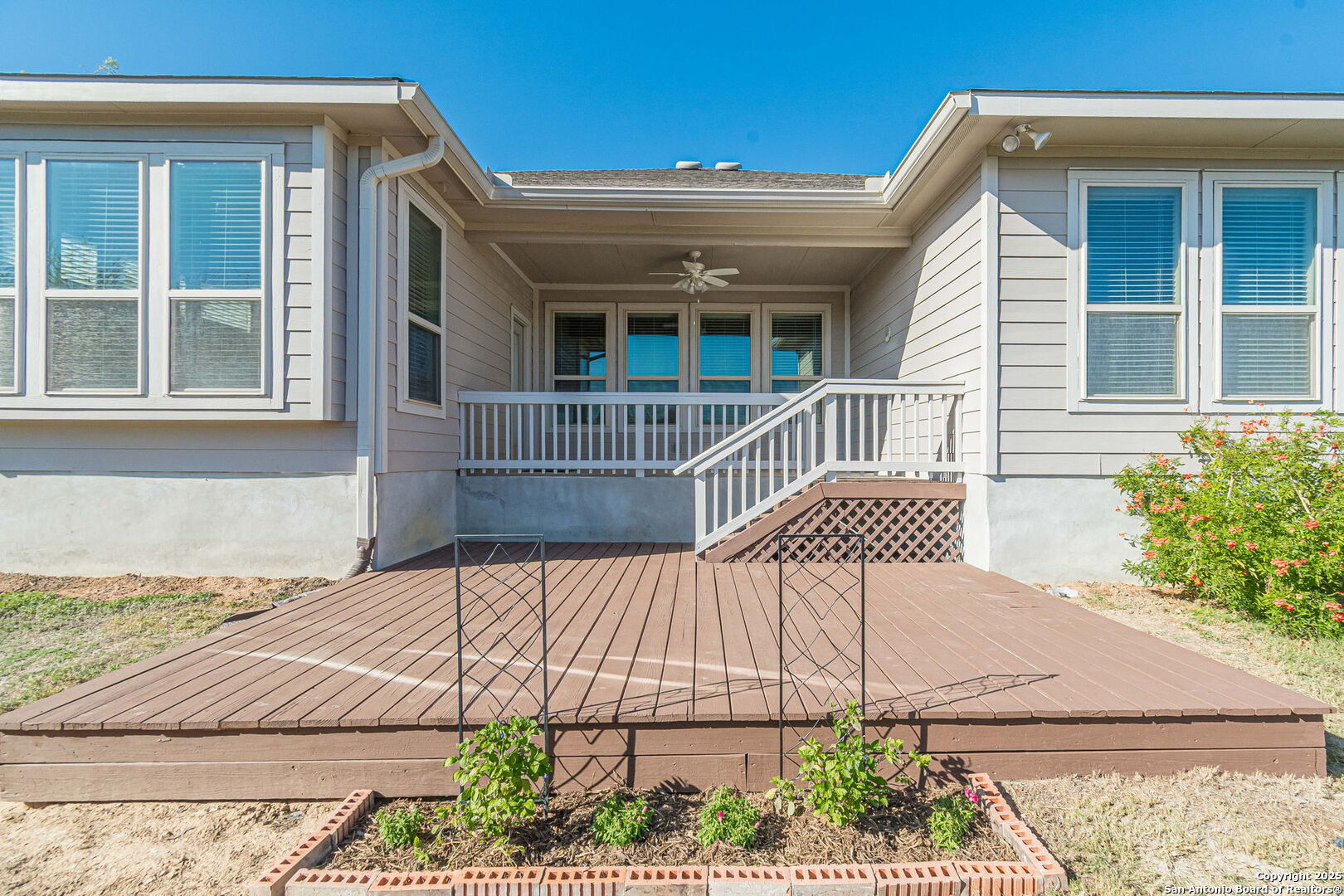 property viewer photo 31