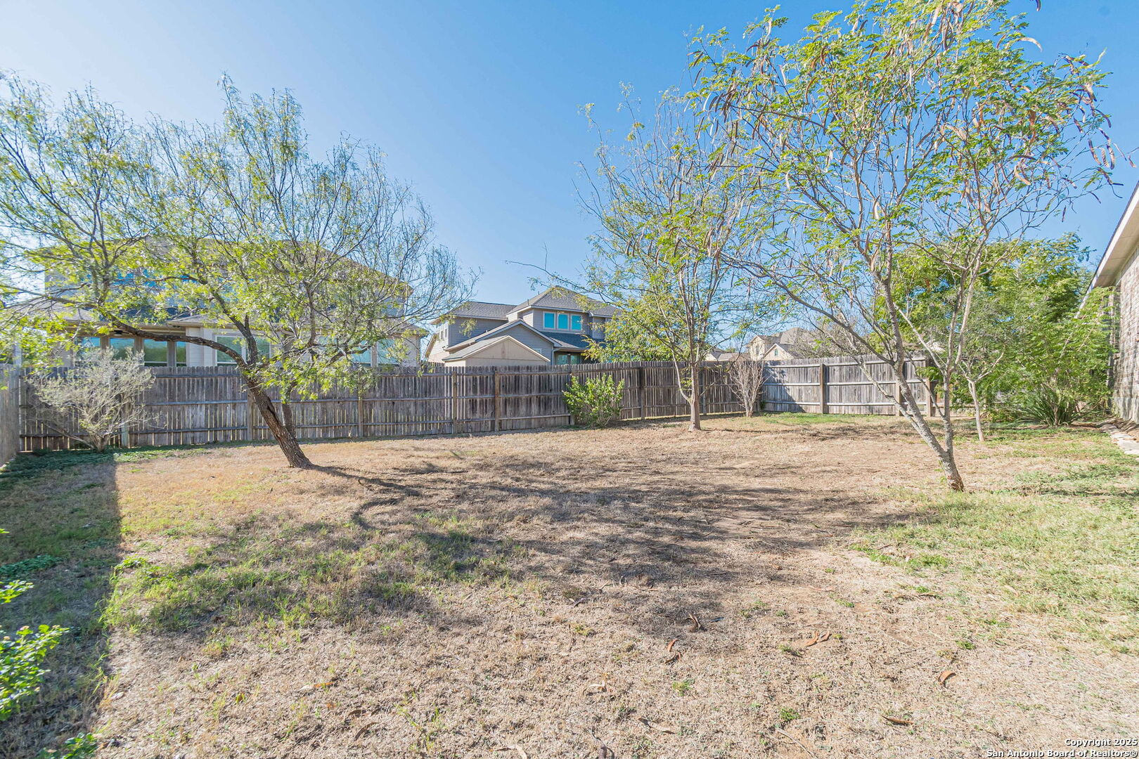 property viewer photo 34