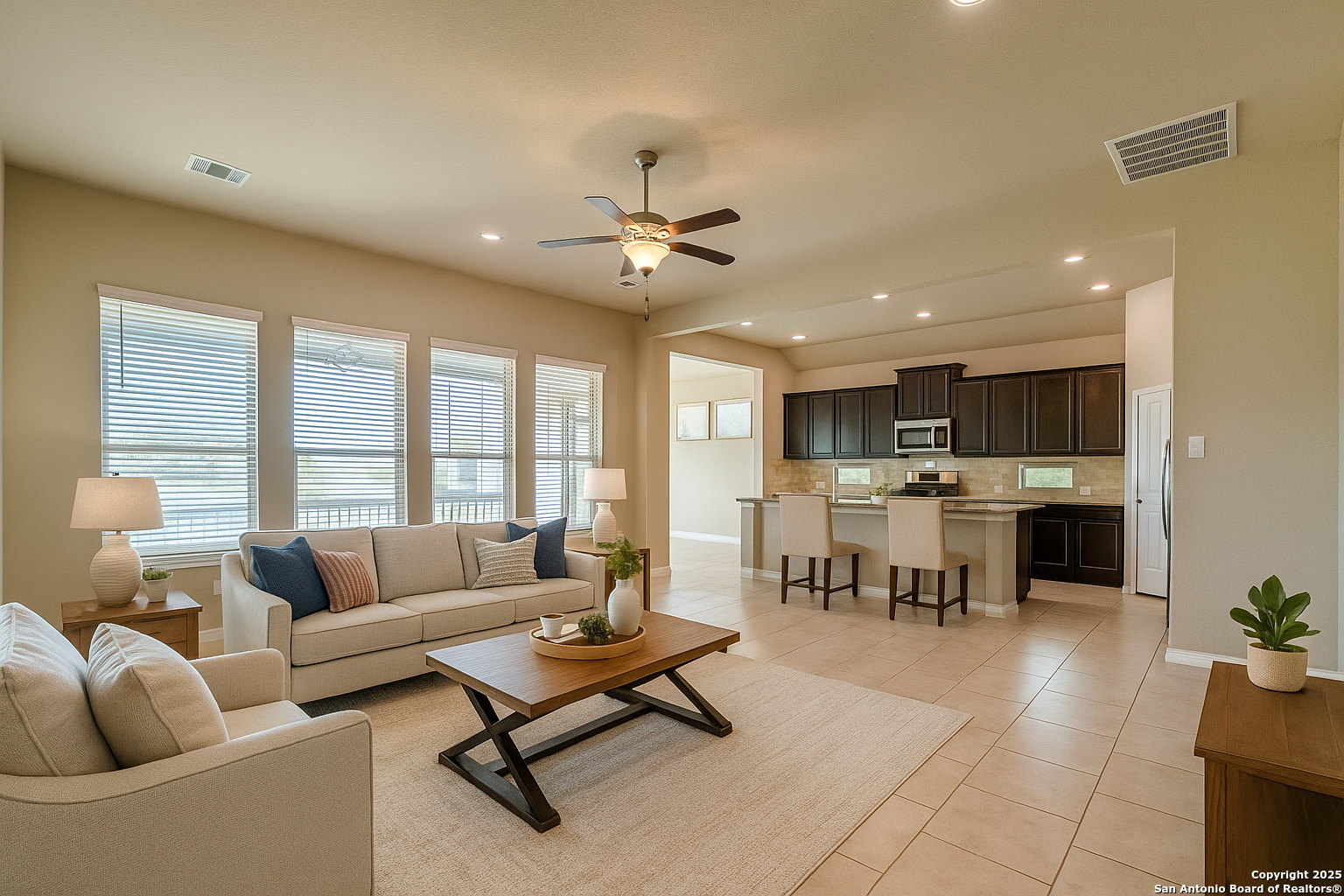property viewer photo 9