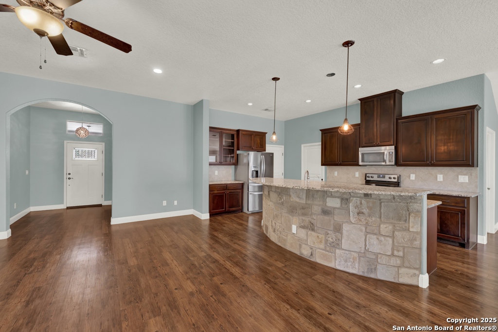 property viewer photo 10