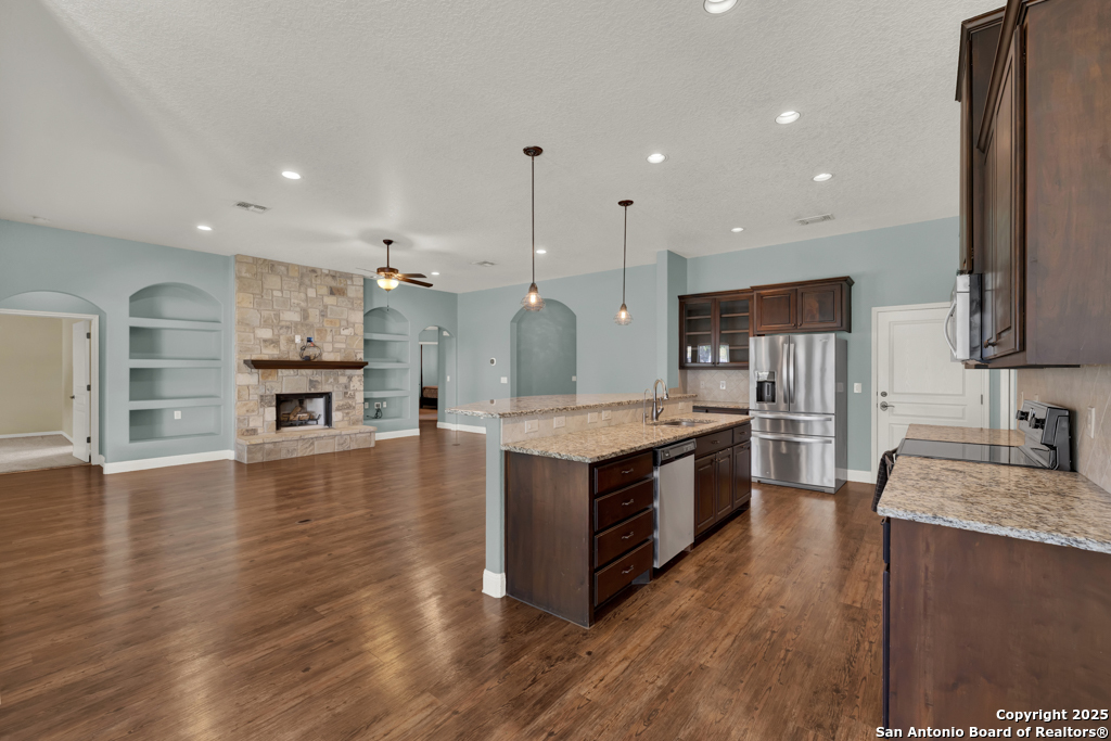 property viewer photo 14