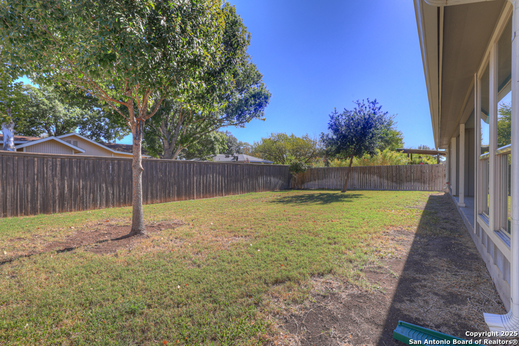 property viewer photo 38