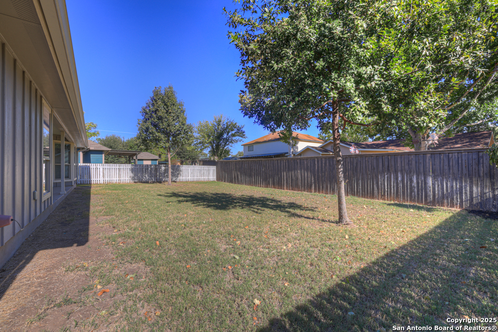 property viewer photo 41