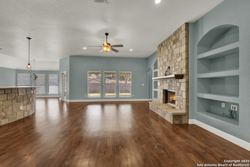 property viewer photo 7