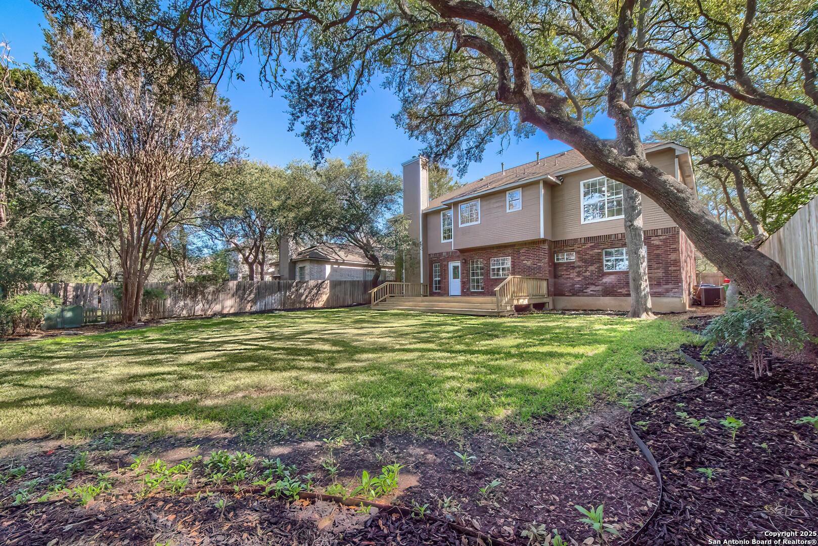 property viewer photo 33