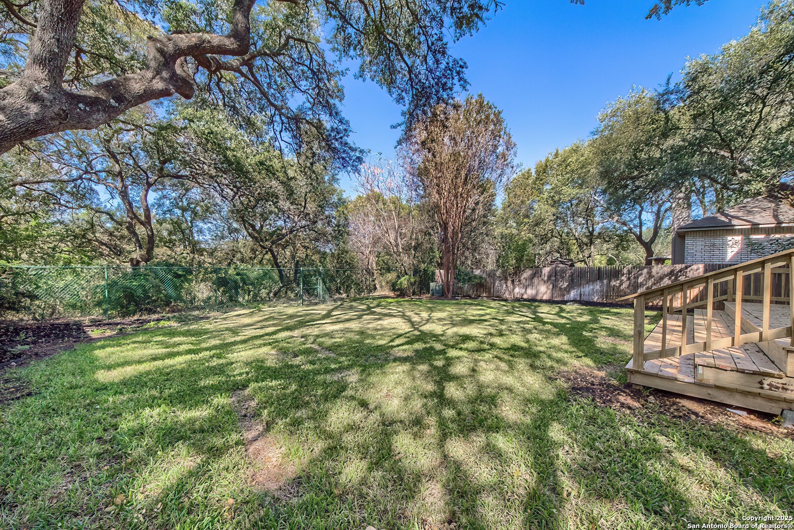 property viewer photo 34