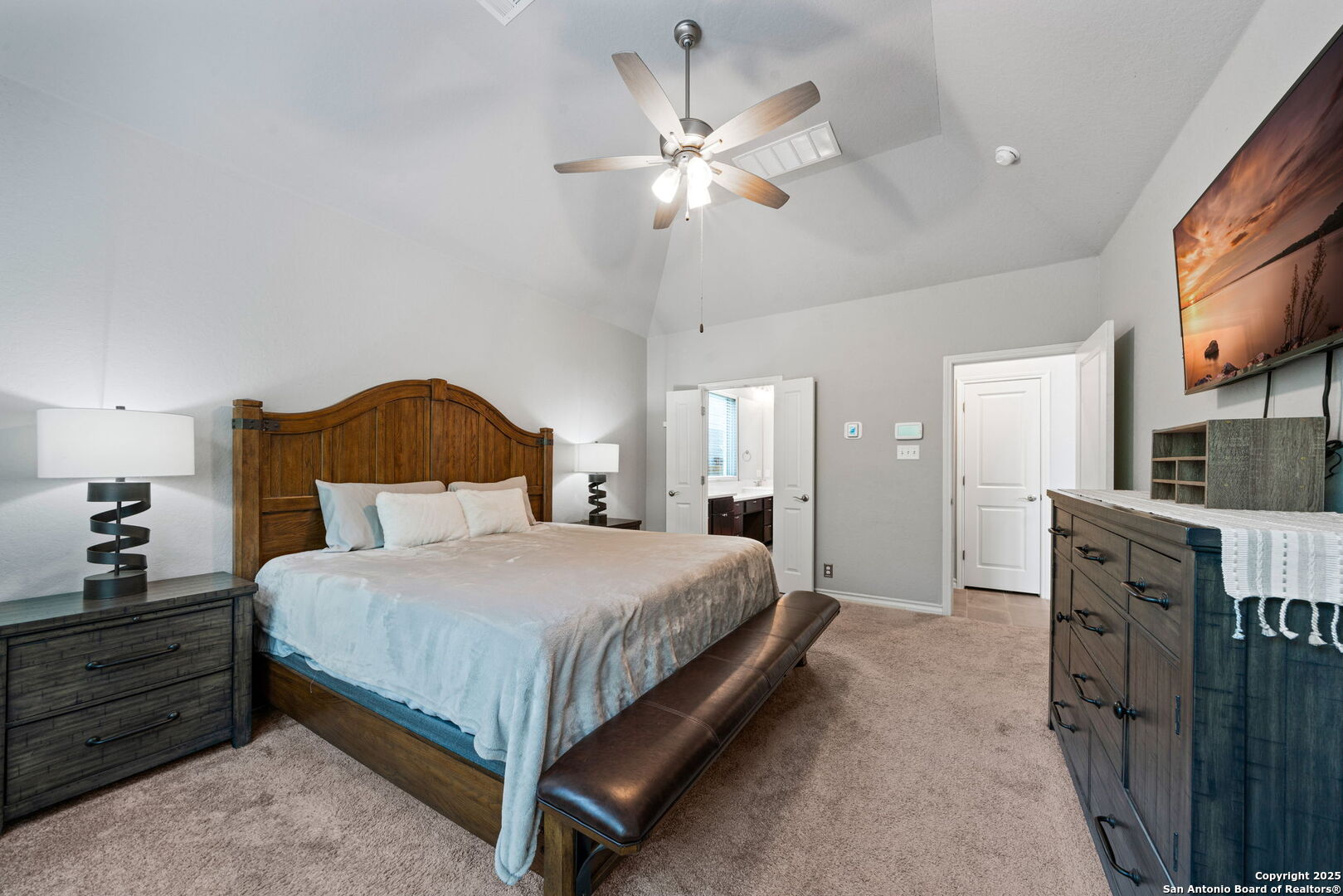 property viewer photo 19