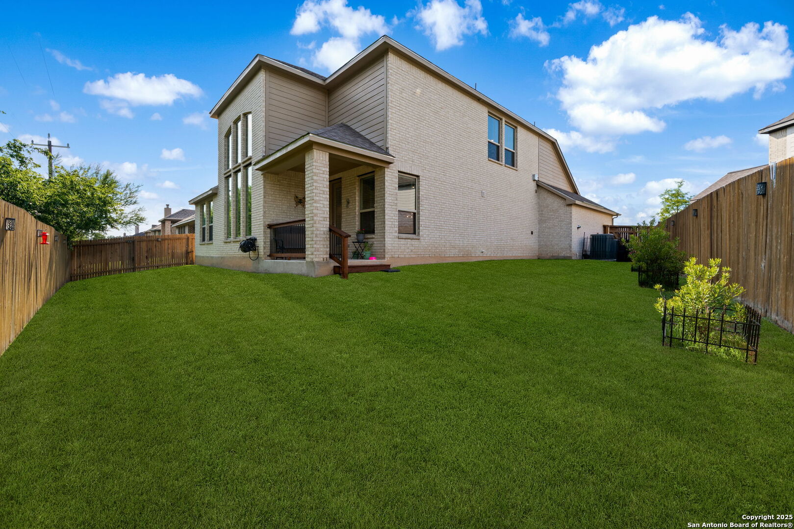 property viewer photo 32