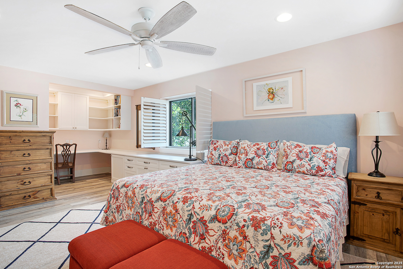 property viewer photo 8