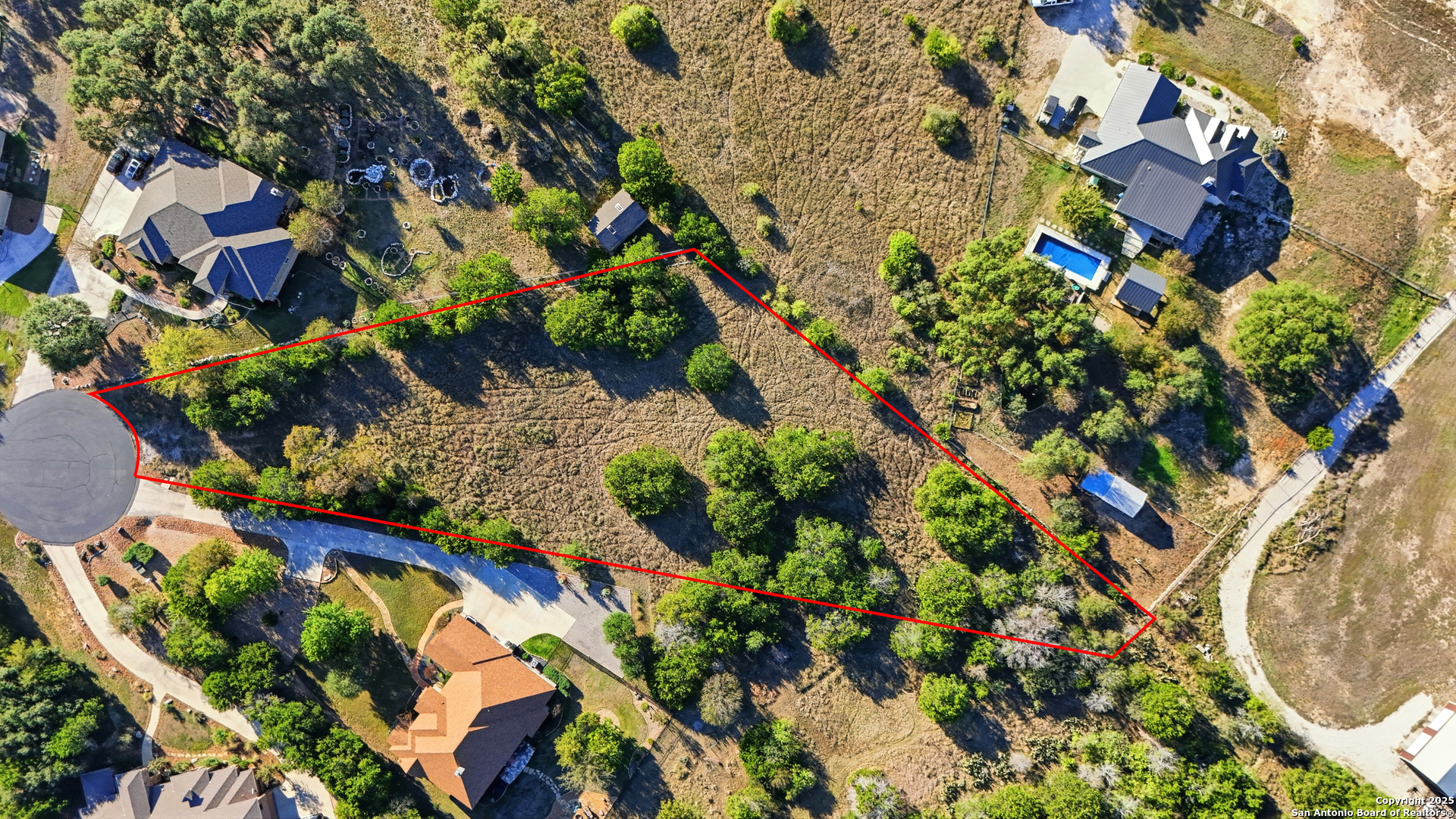 main property photo 11