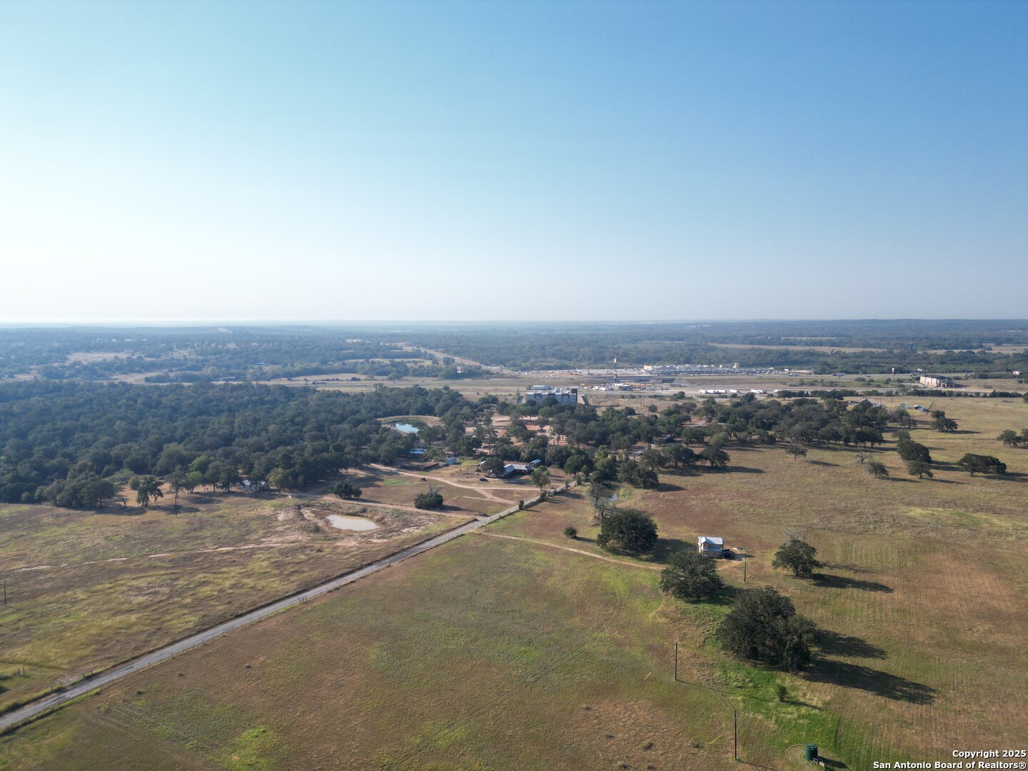 main property photo 11