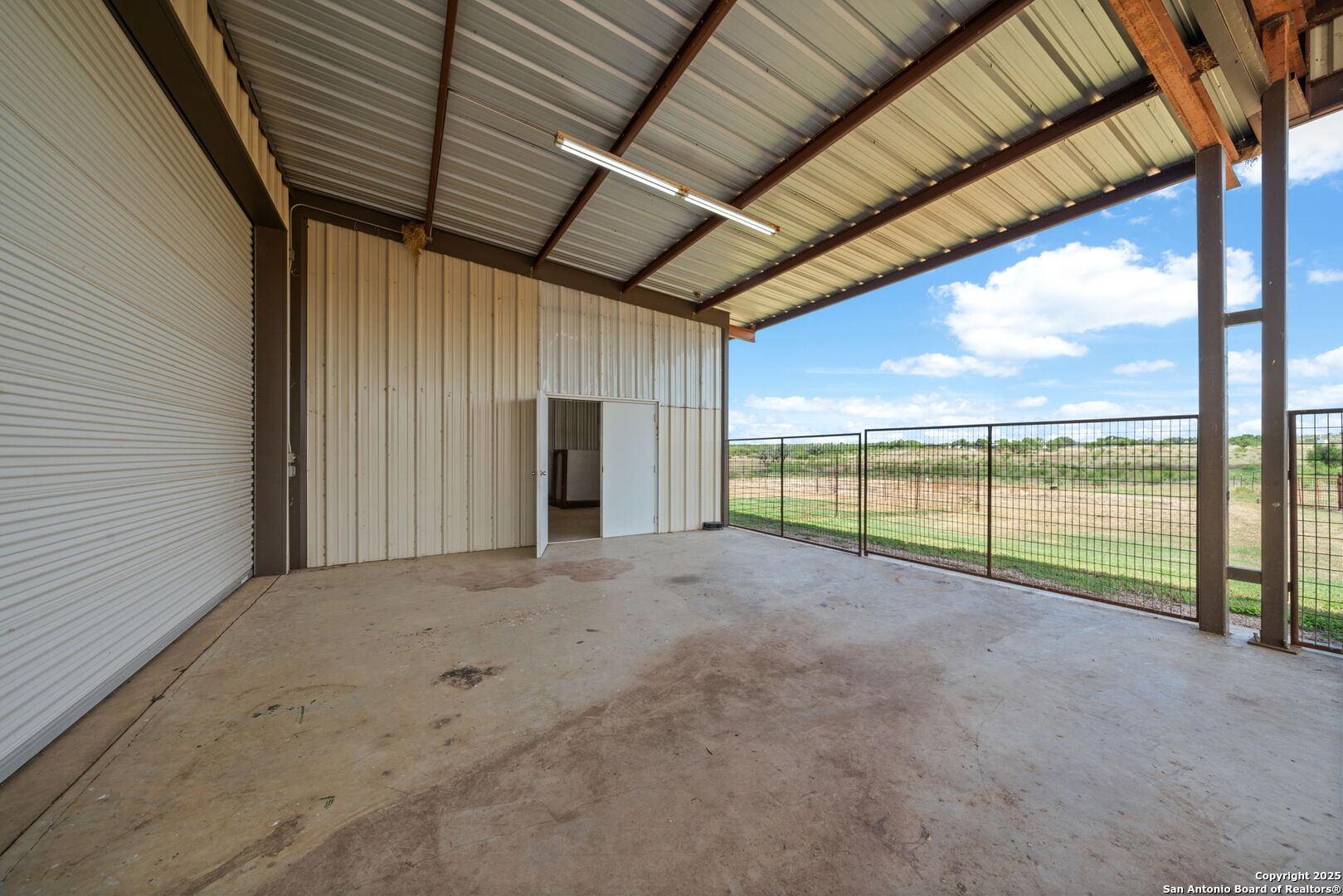 main property photo 37