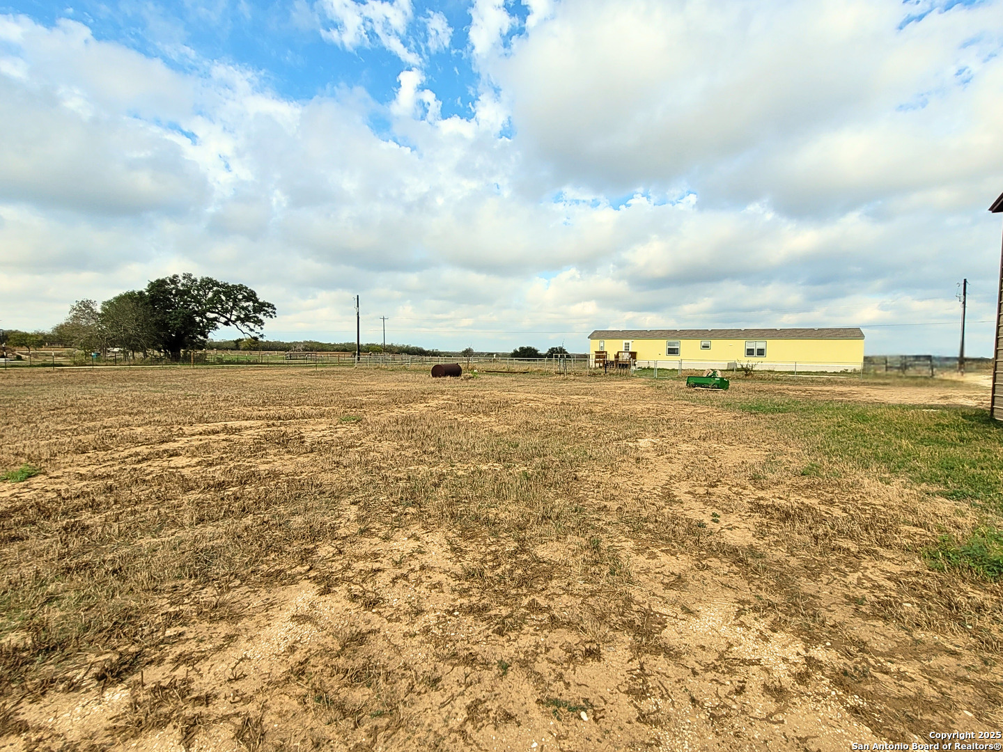 main property photo 6