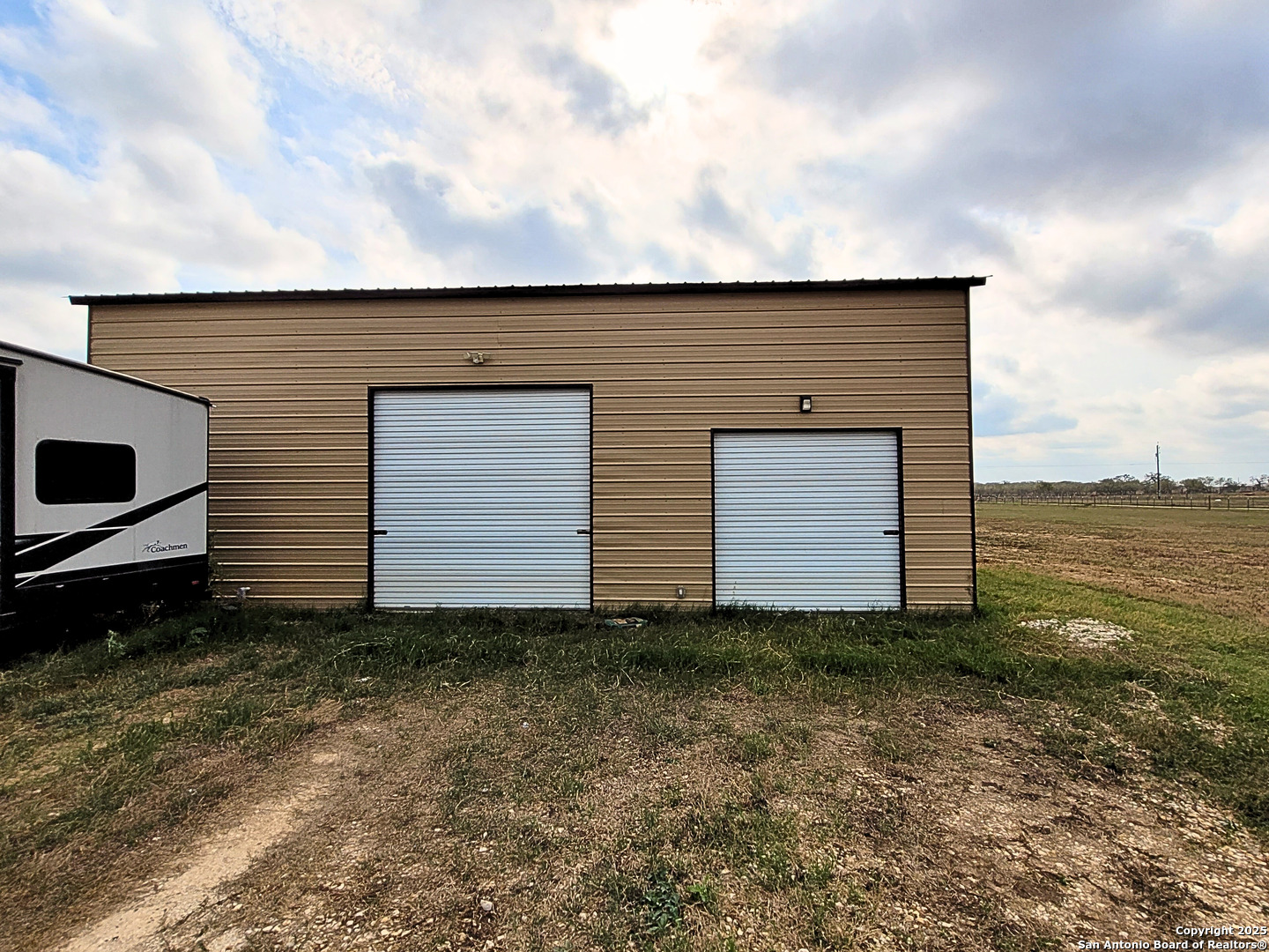 main property photo 9