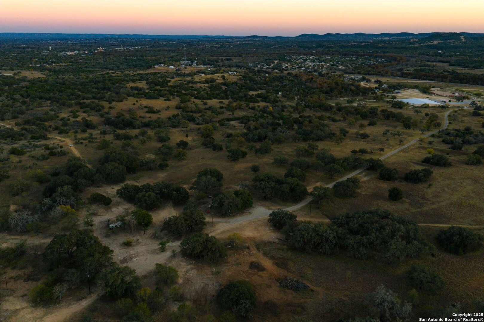 main property photo 9