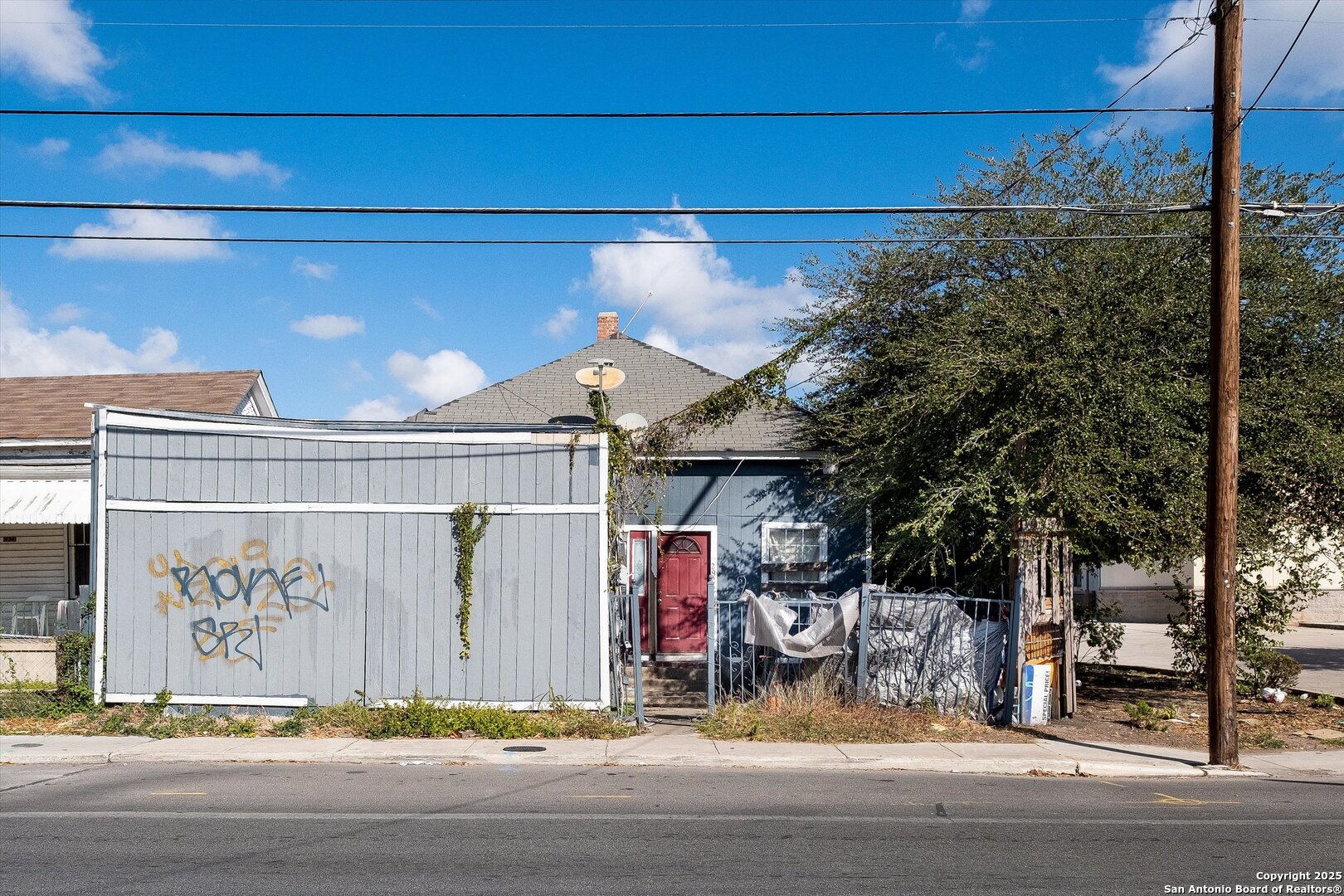 main property photo 1