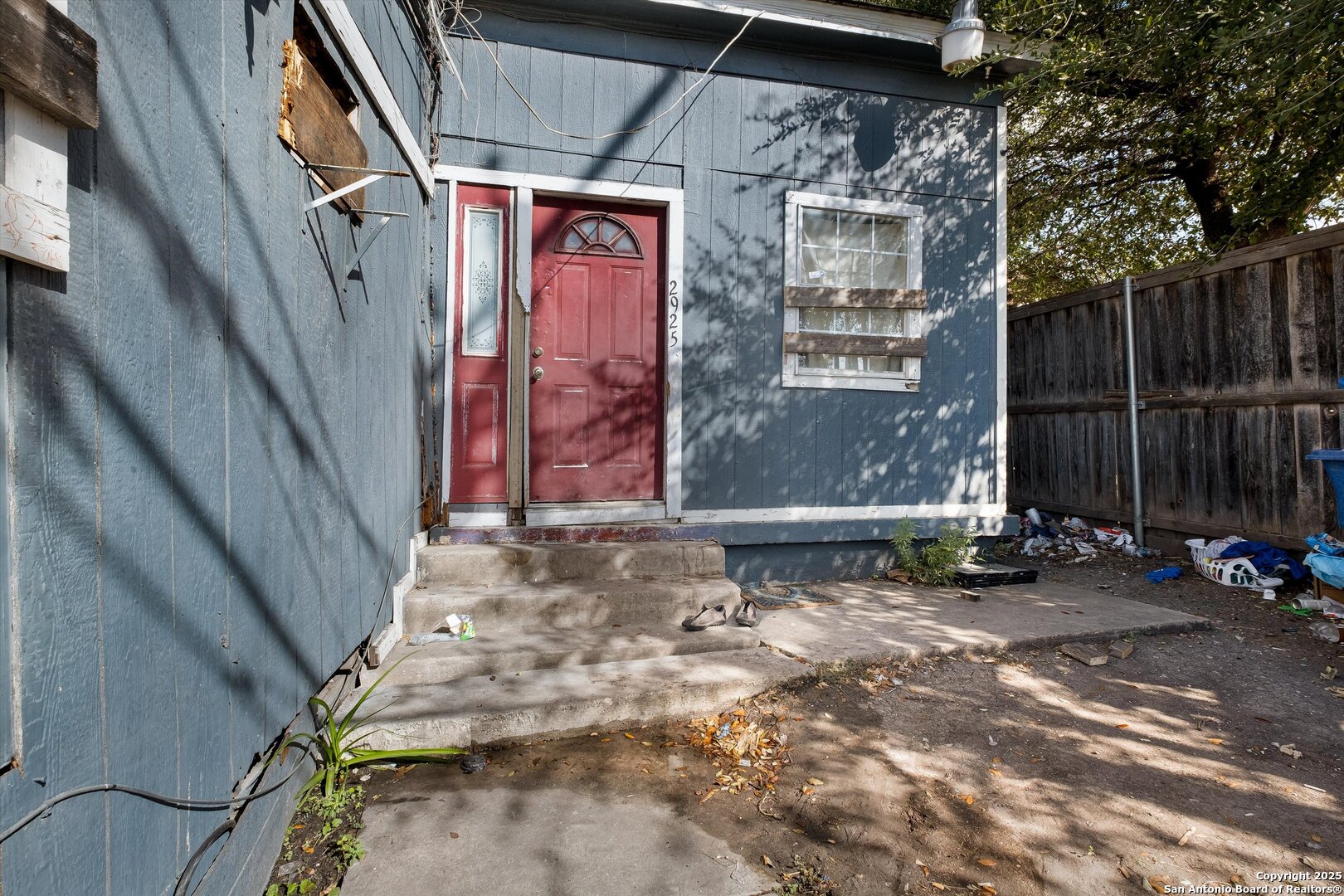main property photo 4