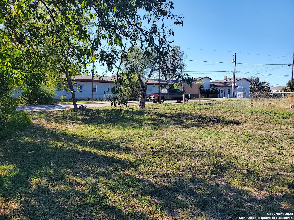 main property photo 15