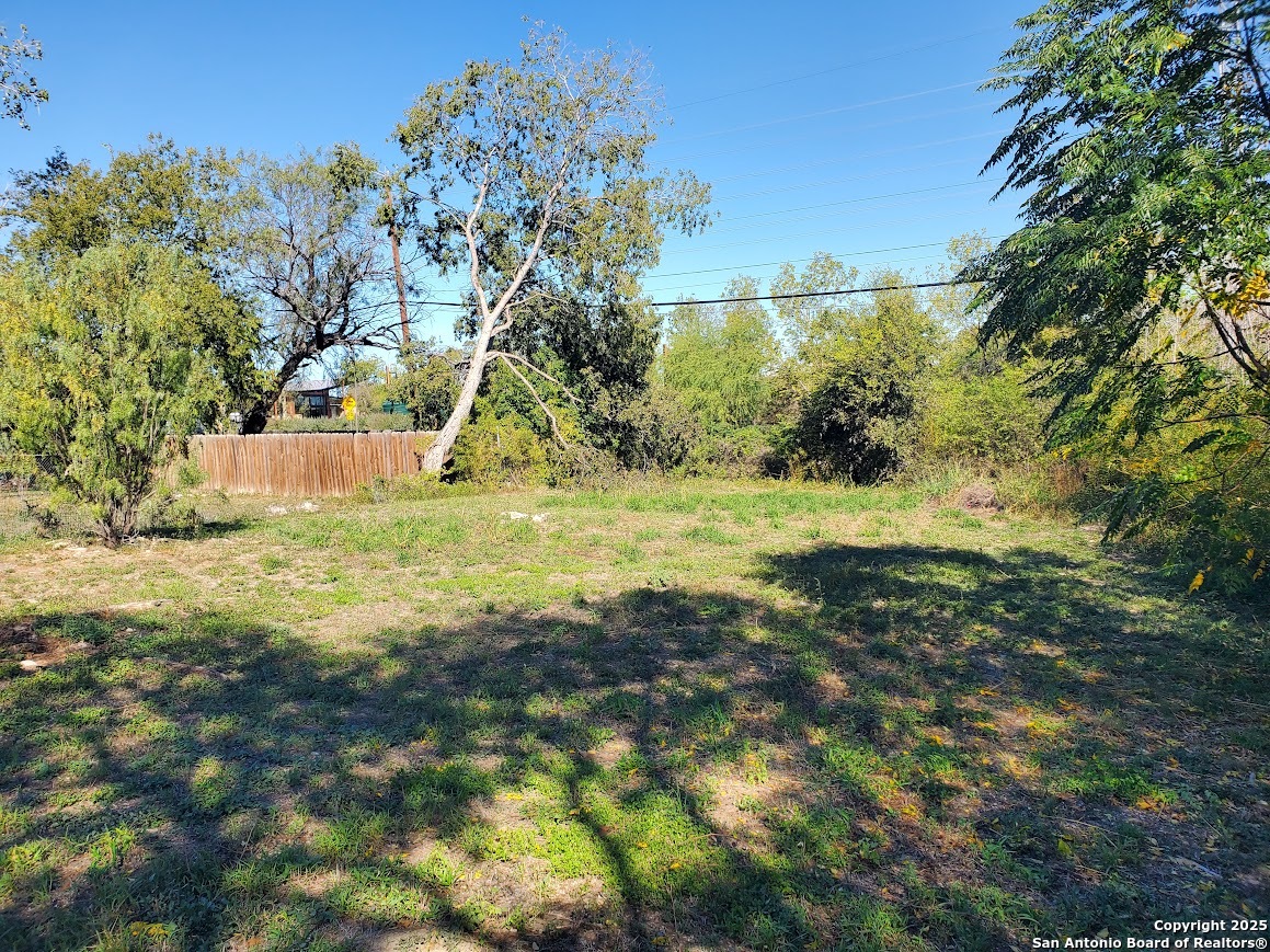 main property photo 18
