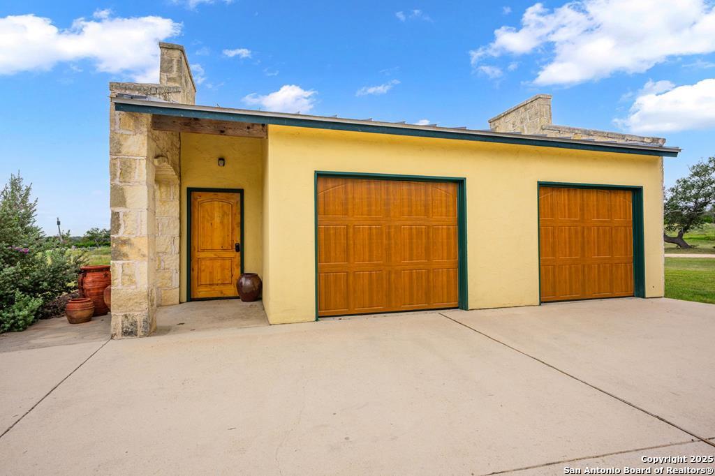 main property photo 45
