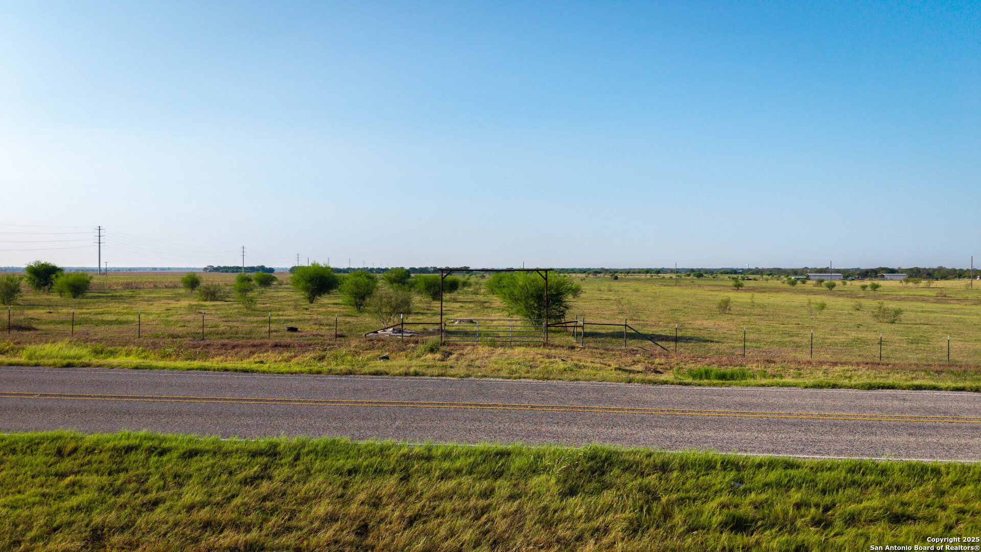 main property photo 34
