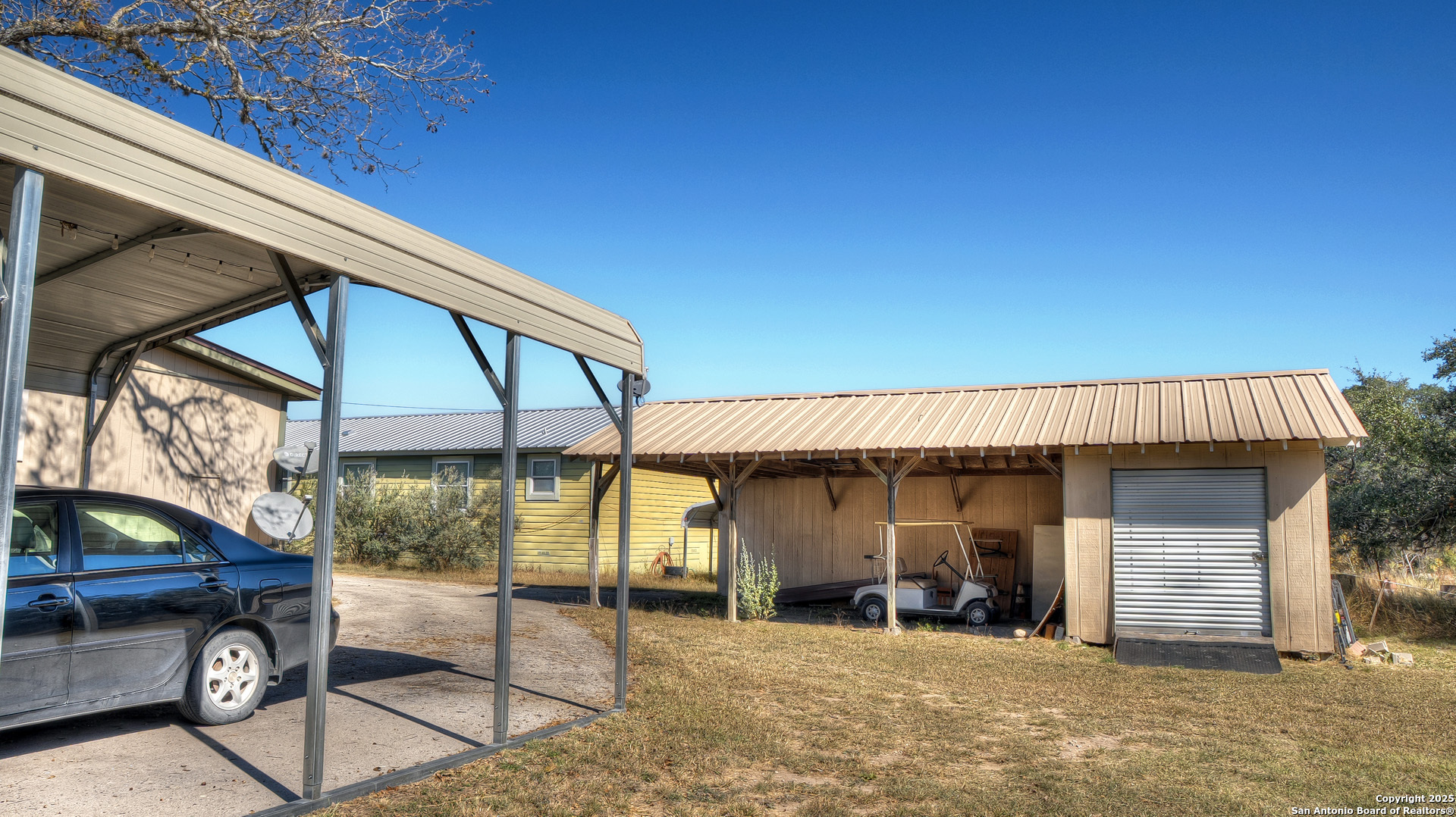 main property photo 8