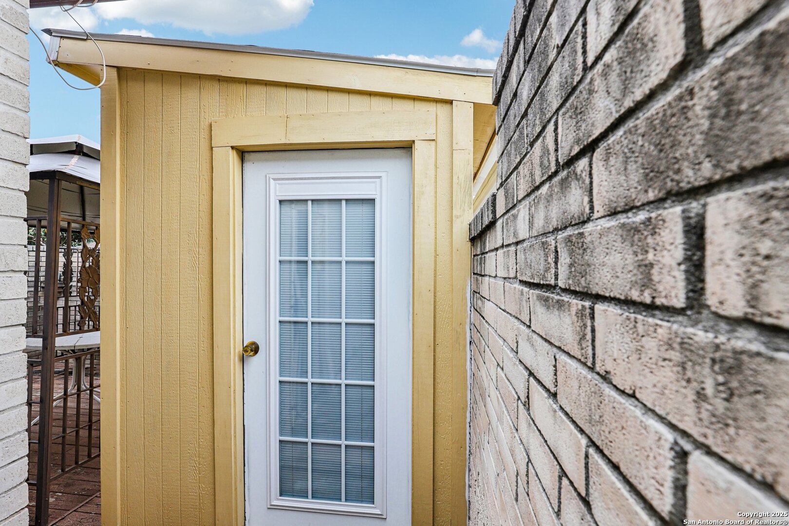 main property photo 44