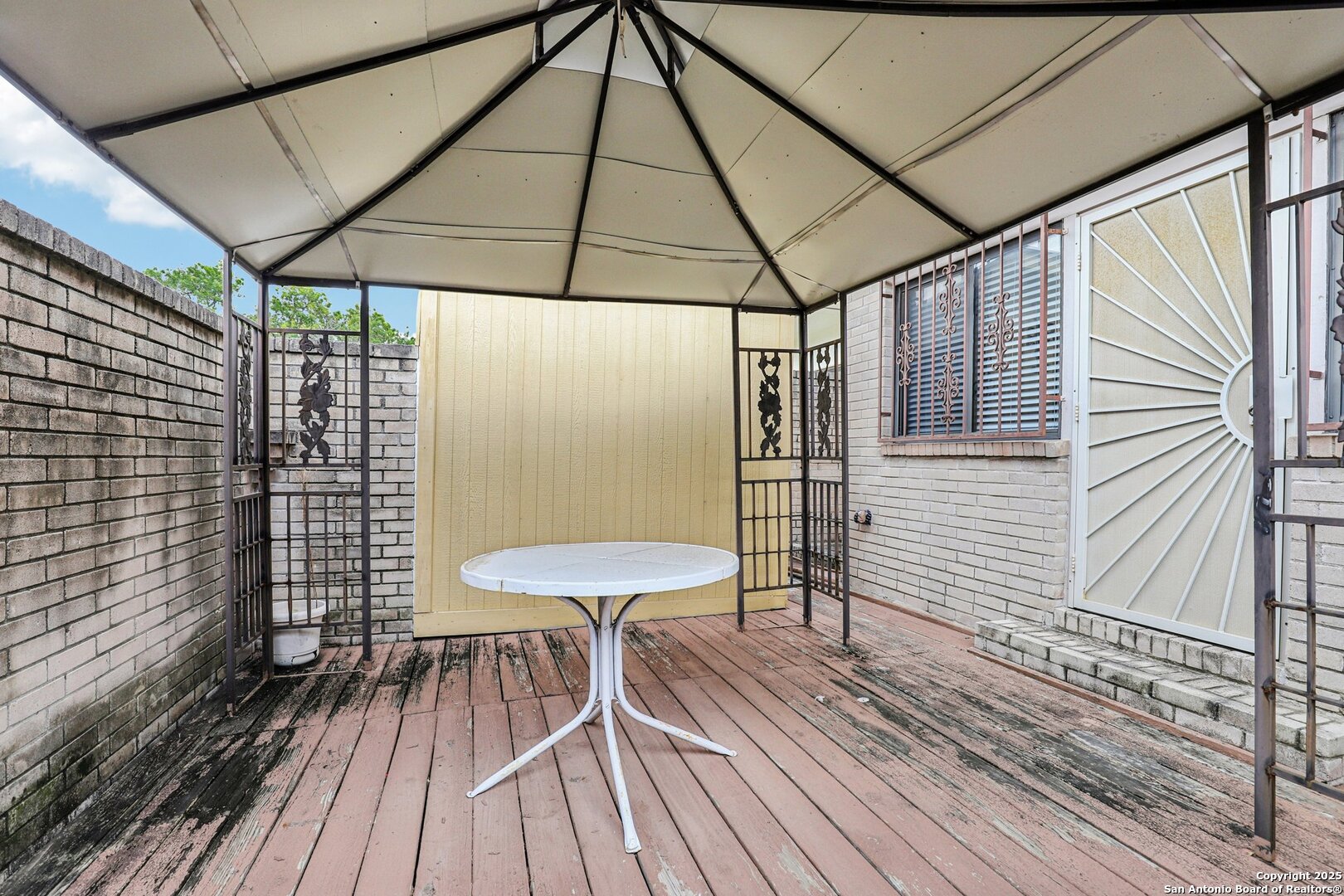 main property photo 47