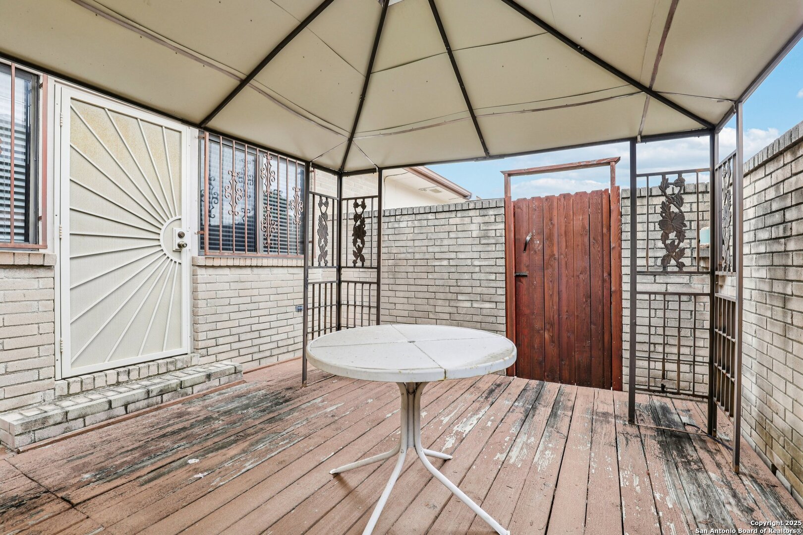 main property photo 48