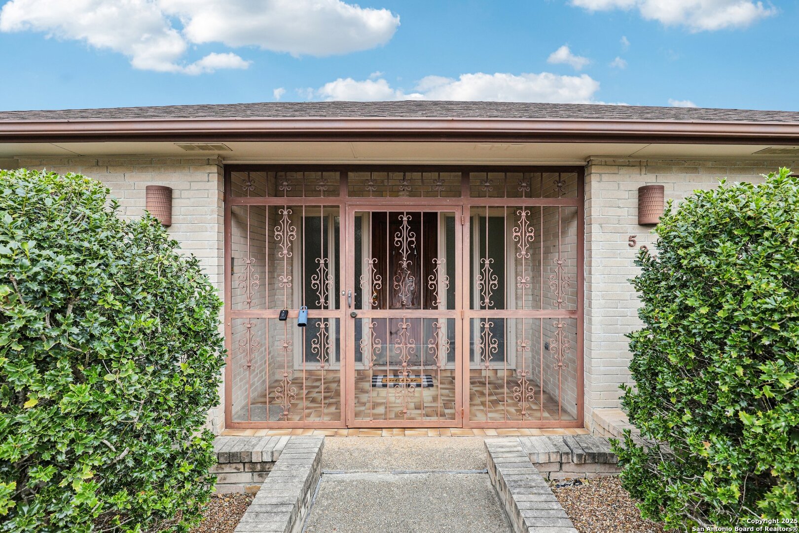 main property photo 50
