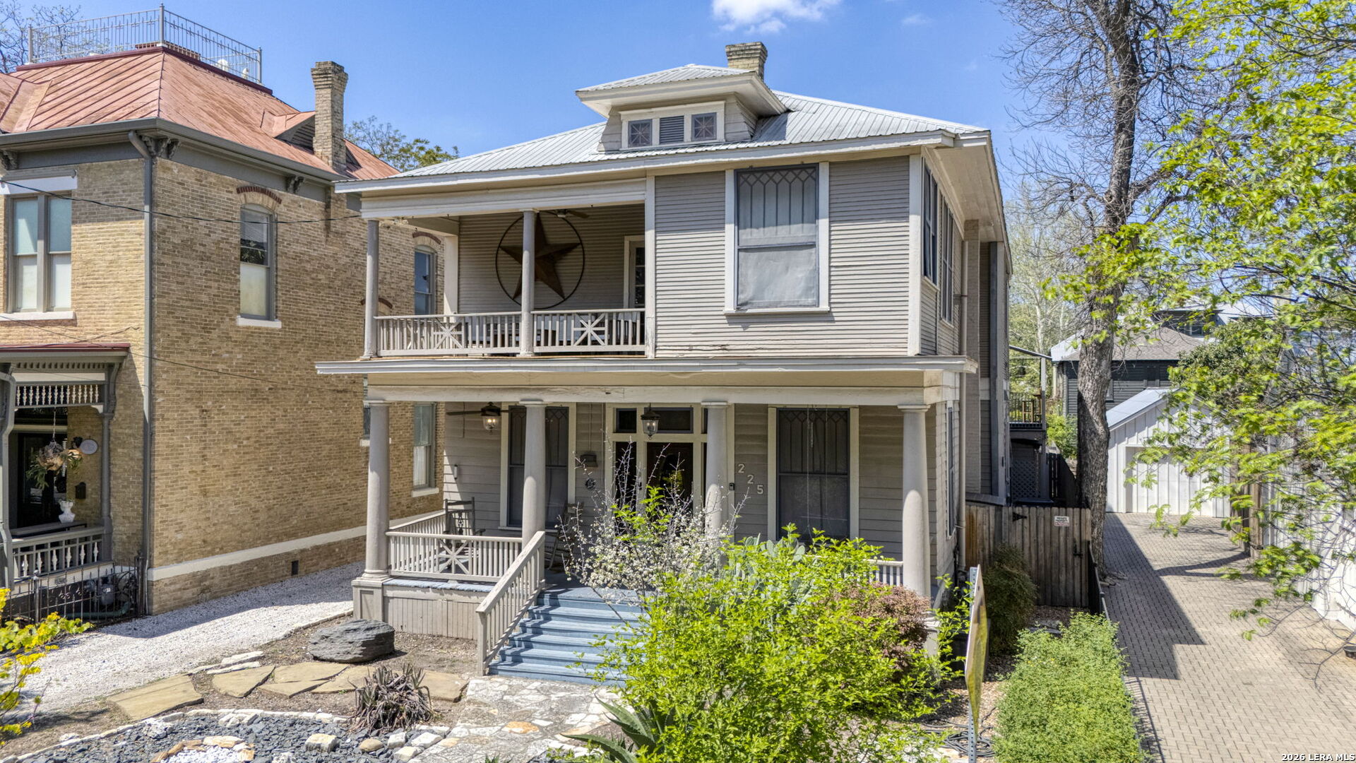 main property photo 70