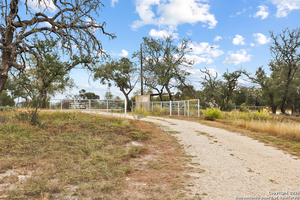 main property photo 34