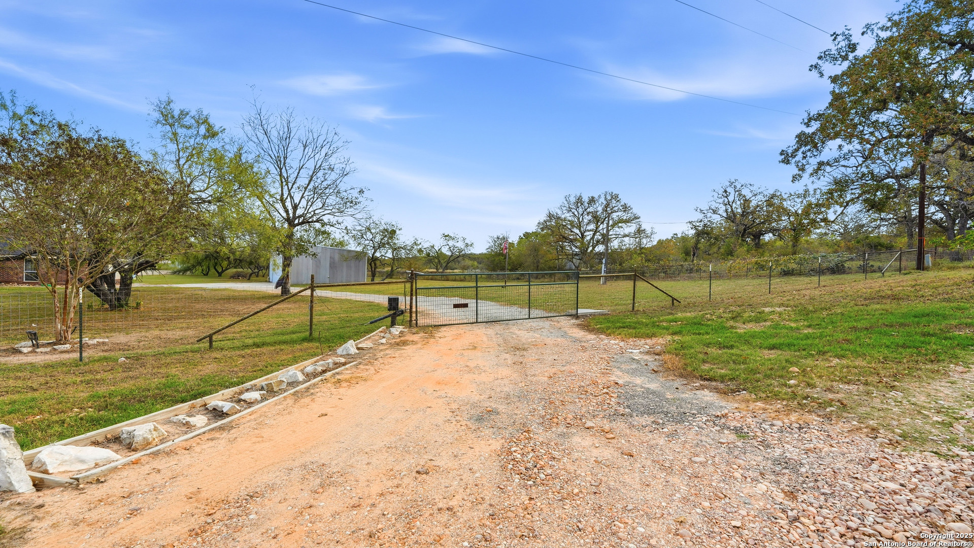 main property photo 44