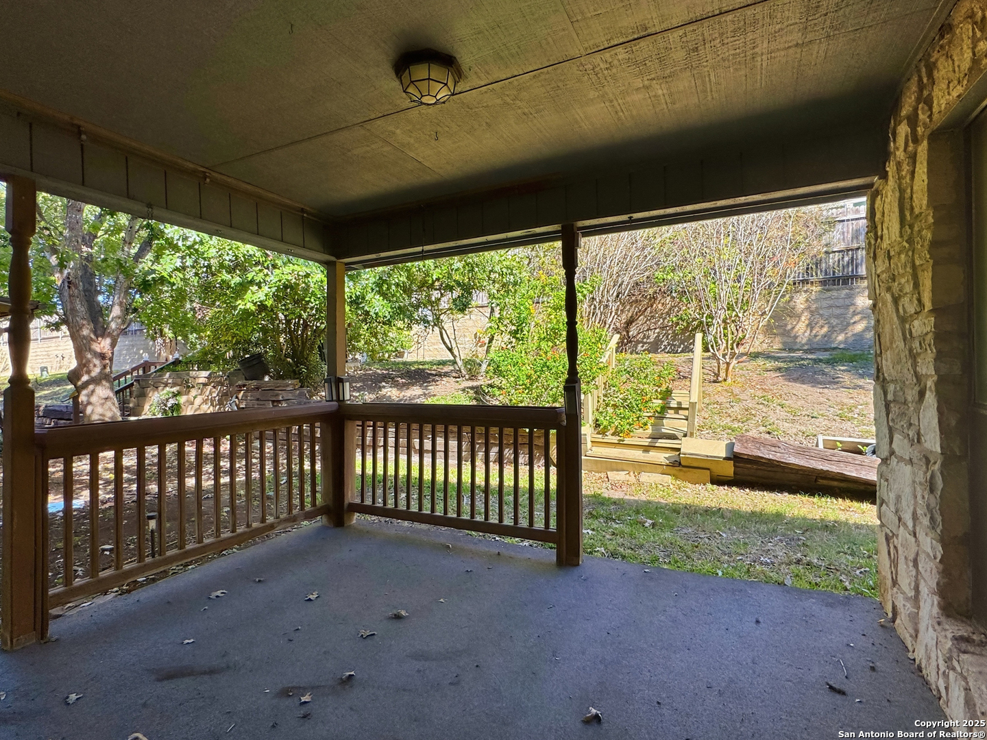 main property photo 34