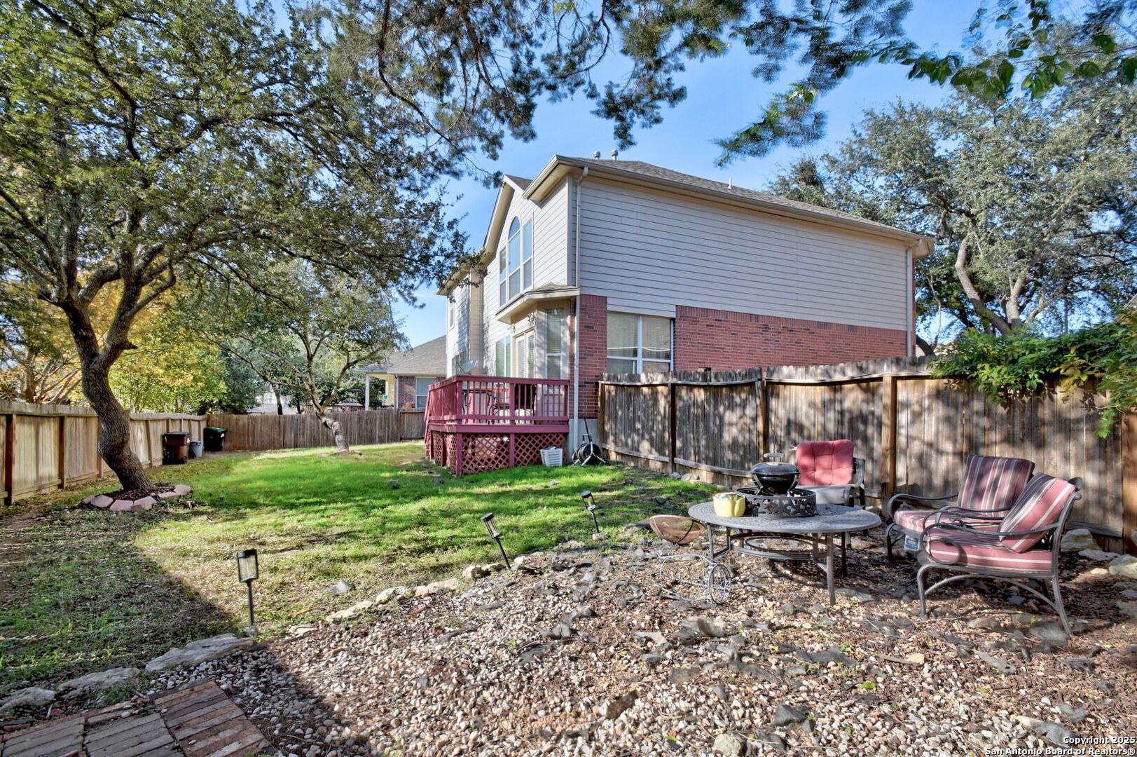 main property photo 18