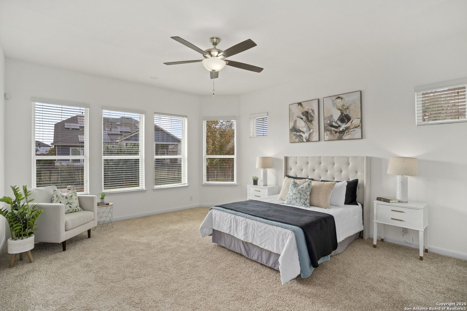 property viewer photo 12